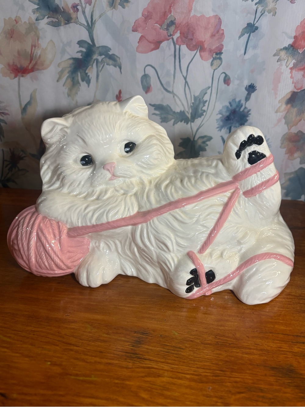Vintage White & Pink Ceramic Cat Figurine with Yarn - Pets Cat